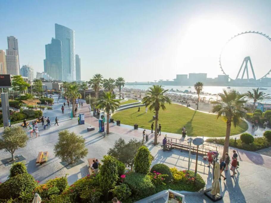 Apartment Koyo In The Heart Of Jbr Beach - 3Bdr Dubaj Kültér fotó