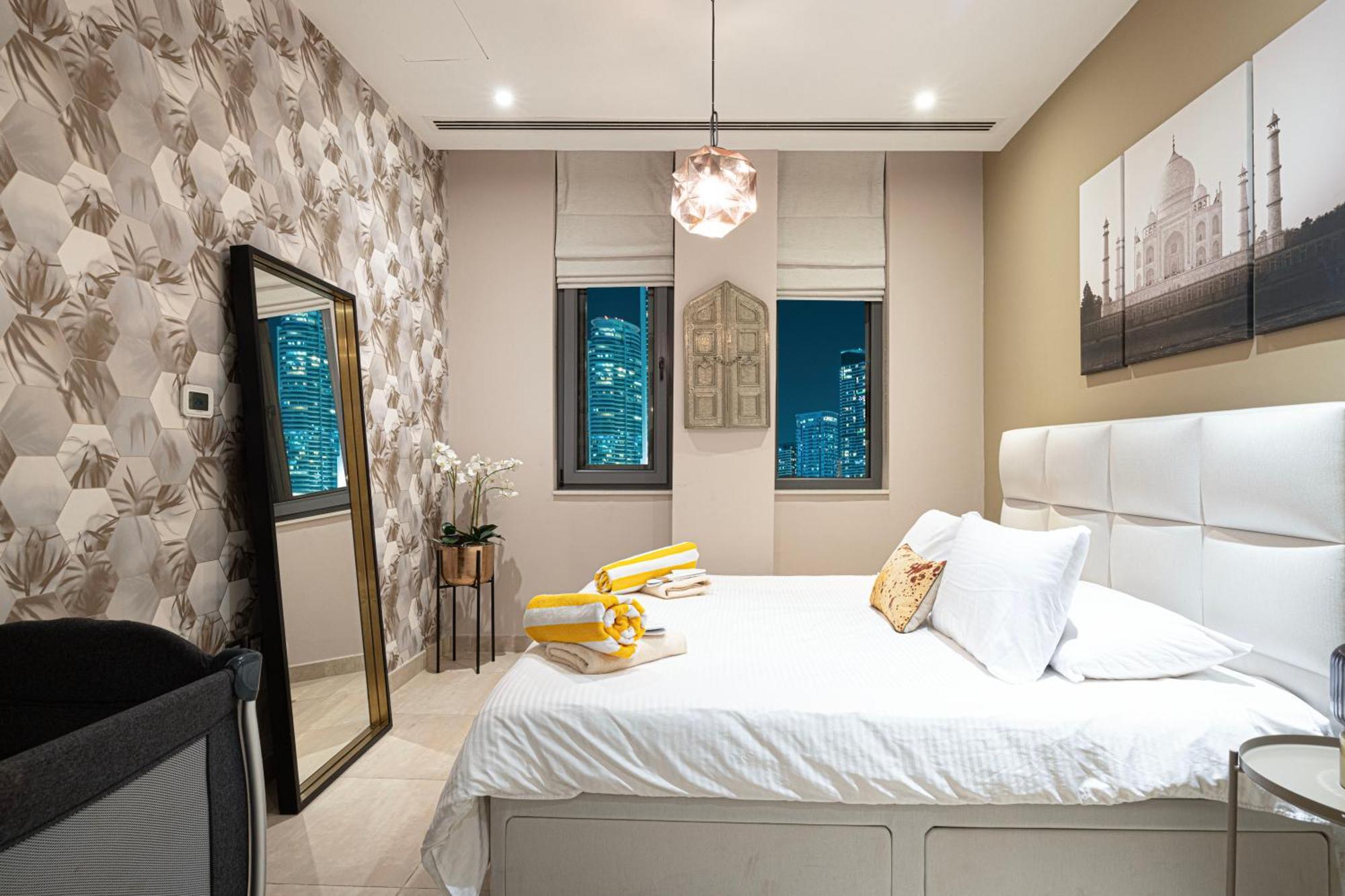 Apartment Koyo In The Heart Of Jbr Beach - 3Bdr Dubaj Kültér fotó